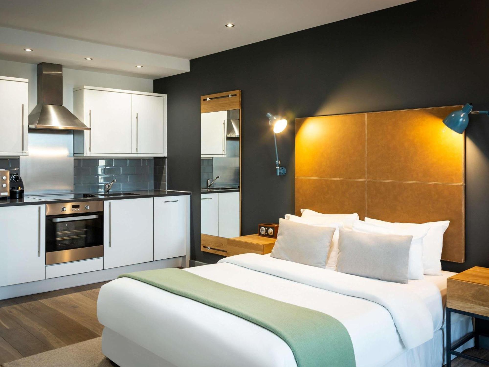 Aparthotel Adagio London Μπρέντφορντ Εξωτερικό φωτογραφία