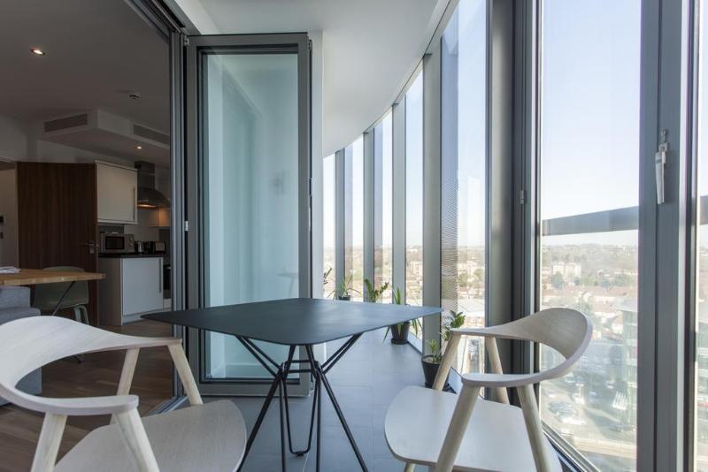 Aparthotel Adagio London Μπρέντφορντ Εξωτερικό φωτογραφία