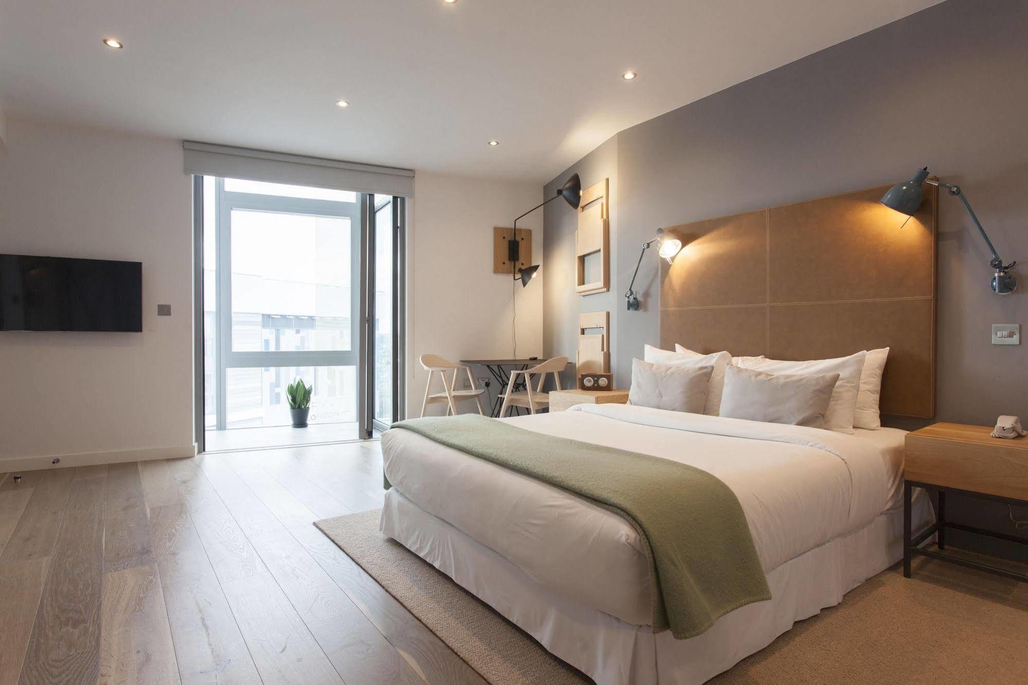 Aparthotel Adagio London Μπρέντφορντ Εξωτερικό φωτογραφία