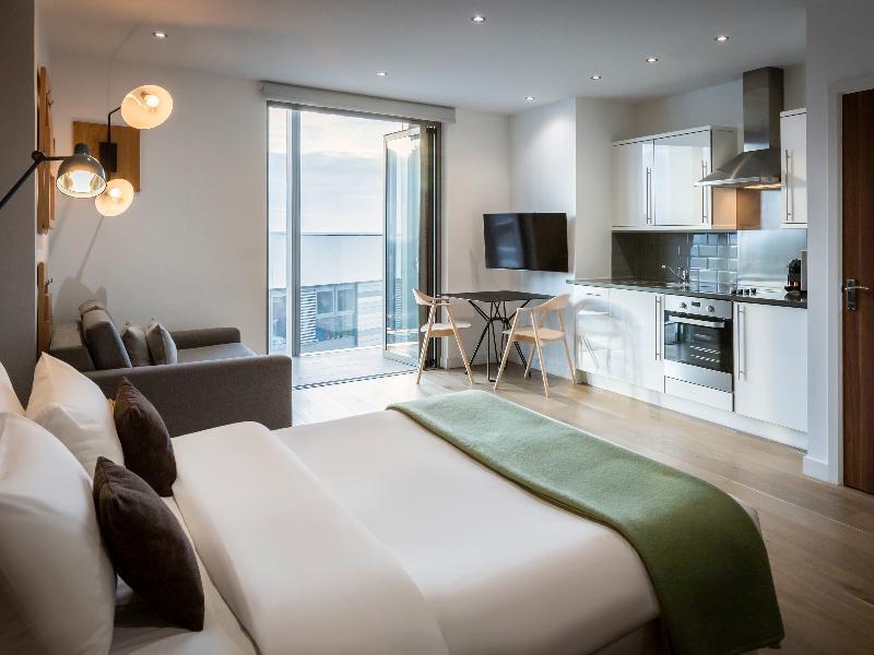 Aparthotel Adagio London Μπρέντφορντ Εξωτερικό φωτογραφία